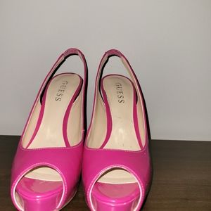 Nice, peep toe pumps